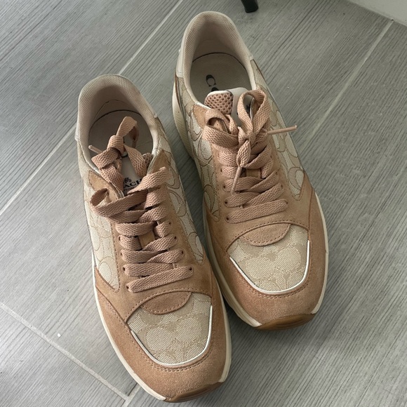 Coach Tech Runner Sneakers Tan - Picture 6 of 6